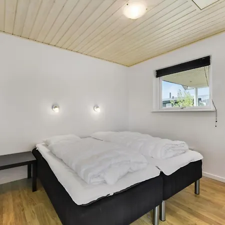 Cozy Home In Hemmet With Sauna Hemmet