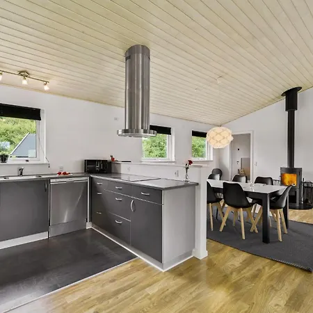 Cozy Home In Hemmet With Sauna Hemmet