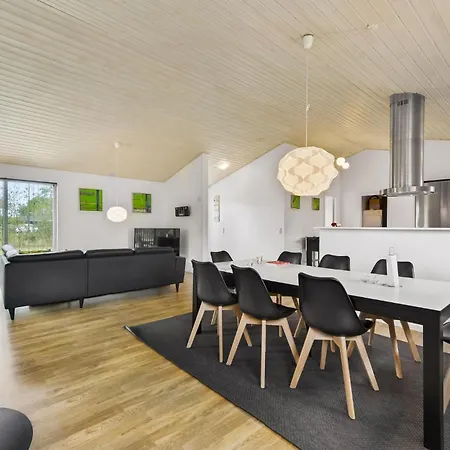 Cozy Home In Hemmet With Sauna בית נופש Hemmet
